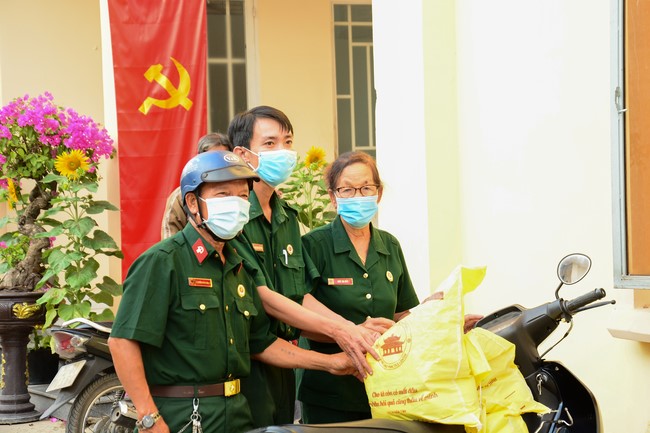 Charity trip in Tay Ninh