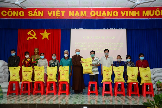 Charity trip in Tay Ninh
