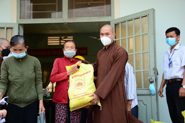 Charity trip in Tay Ninh