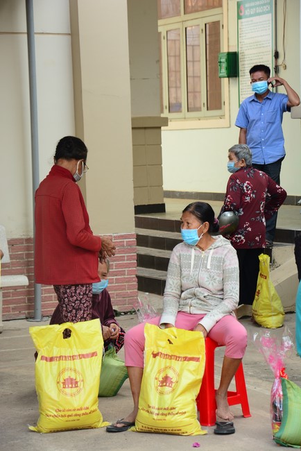 Charity trip in Tay Ninh