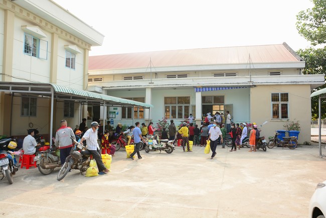 Charity trip in Tay Ninh