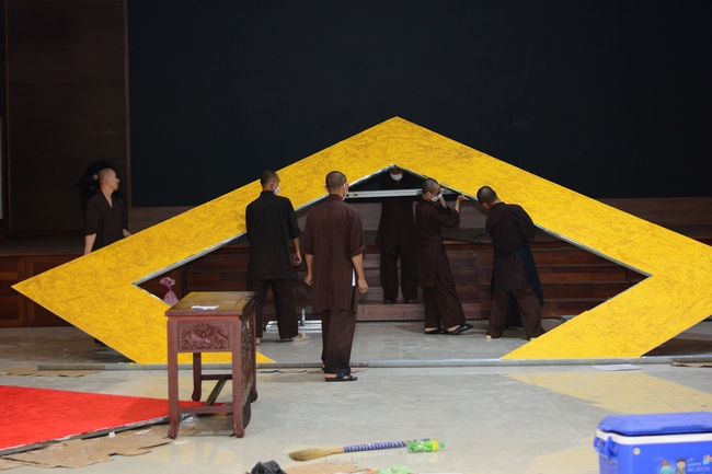 Preparation Activities to Welcome Year of Tiger (part 3)