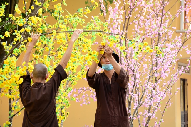 Preparation Activities to Welcome Year of Tiger (part 3)