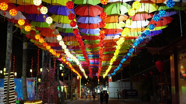 Preparation Activities to Welcome Year of Tiger (part 3)