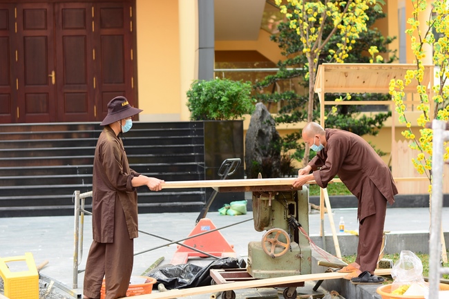 Preparation Activities to Welcome Year of Tiger (part 3)