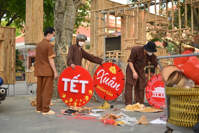 Preparation Activities to Welcome Year of Tiger (part 3)