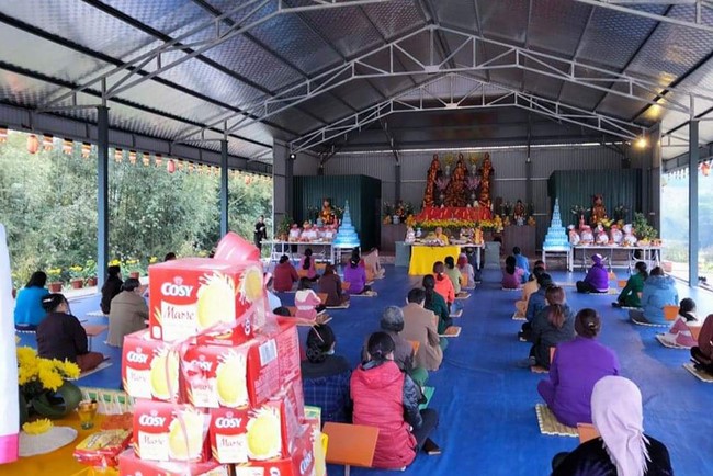 Year-end party, Ritual of putting the Buddha statue and Setting up pole tree at Dai Co Viet pagoda