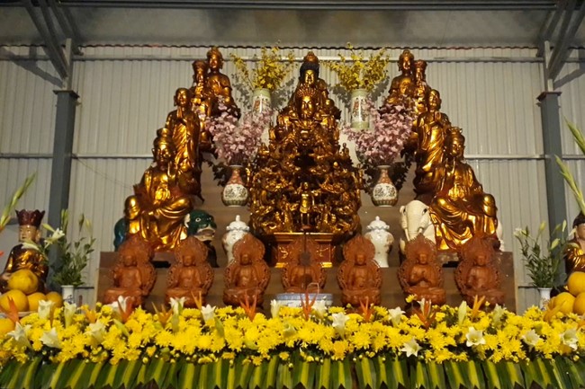 Year-end party, Ritual of putting the Buddha statue and Setting up pole tree at Dai Co Viet pagoda