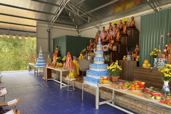 Year-end party, Ritual of putting the Buddha statue and Setting up pole tree at Dai Co Viet pagoda