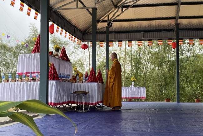 Year-end party, Ritual of putting the Buddha statue and Setting up pole tree at Dai Co Viet pagoda