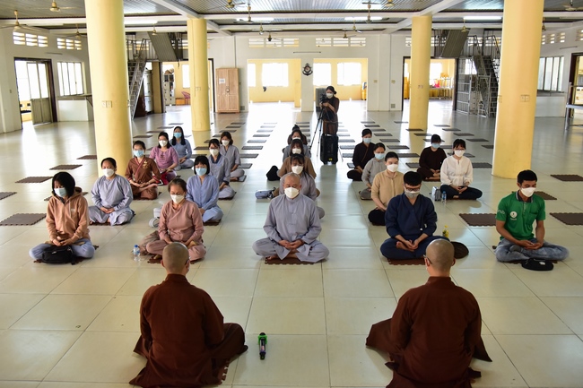 Reopening a class approaching Nikāya sutra