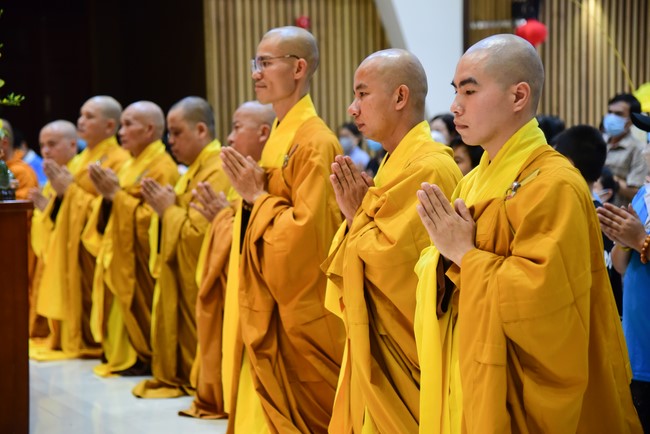 Monks and Buddhists wish a Happy Tet Most Thich Chan Tinh