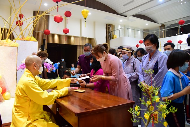 Monks and Buddhists wish a Happy Tet Most Thich Chan Tinh