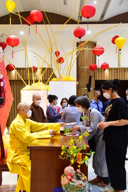 Monks and Buddhists wish a Happy Tet Most Thich Chan Tinh