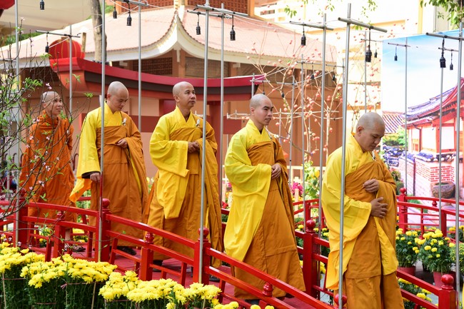 Monks and Buddhists wish a Happy Tet Most Thich Chan Tinh