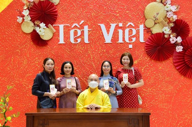 Monks and Buddhists wish a Happy Tet Most Thich Chan Tinh