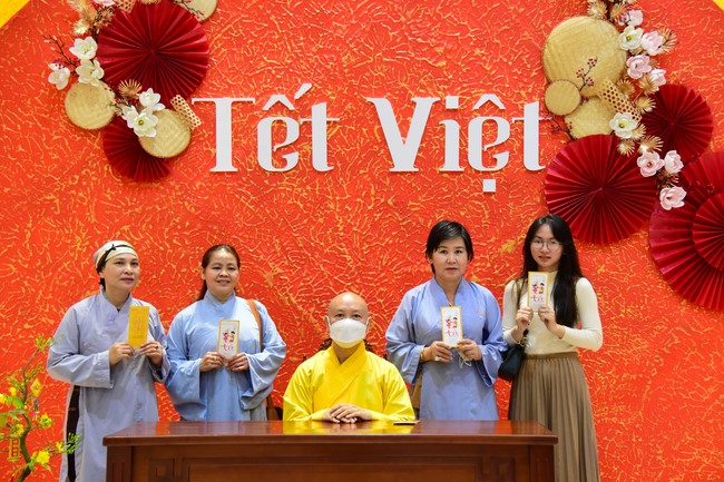 Monks and Buddhists wish a Happy Tet Most Thich Chan Tinh