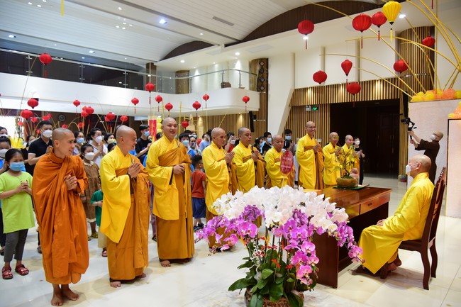 Monks and Buddhists wish a Happy Tet Most Thich Chan Tinh