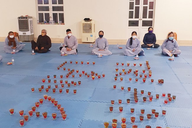 The 4th gratitude ceremony to disciples at Dong Cao pagoda.