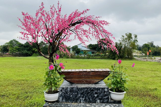 Affairs preparing for Lunar New Year at Vinh Phuc Pagoda
