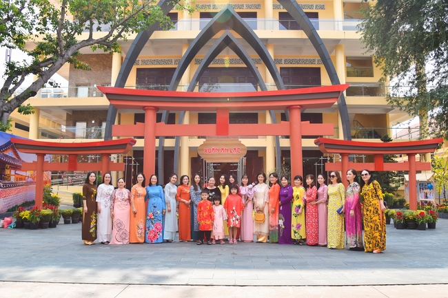 Du Xuân Hoằng Pháp 2022