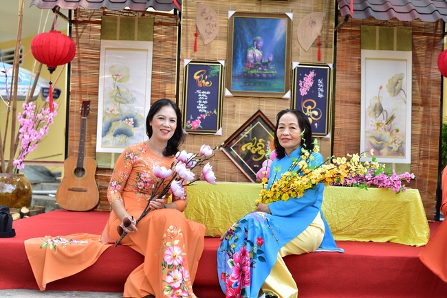 Du Xuân Hoằng Pháp 2022