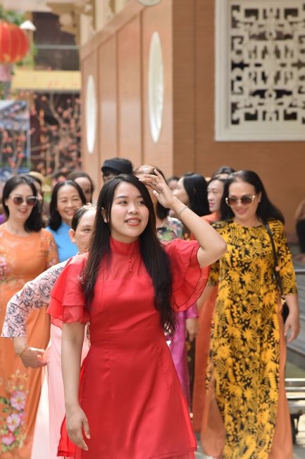 Du Xuân Hoằng Pháp 2022