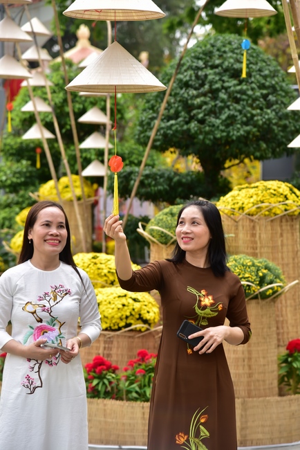 Du Xuân Hoằng Pháp 2022