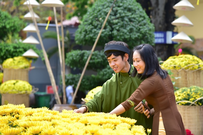 Du Xuân Hoằng Pháp 2022