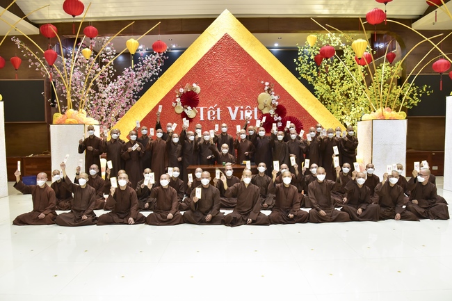 Xuân bên Thầy 2022