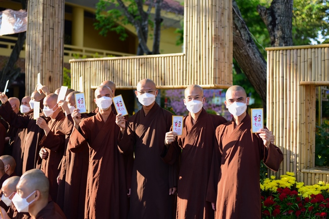 Xuân bên Thầy 2022