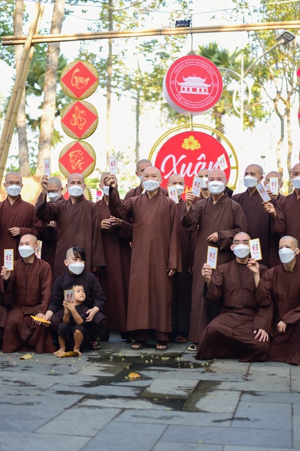 Xuân bên Thầy 2022