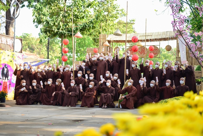 Xuân bên Thầy 2022