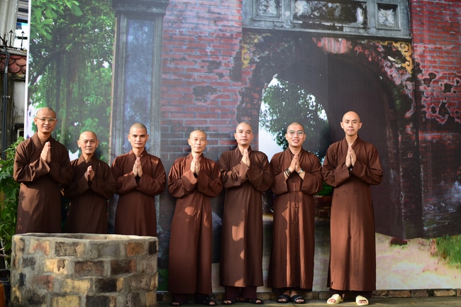 Xuân bên Thầy 2022