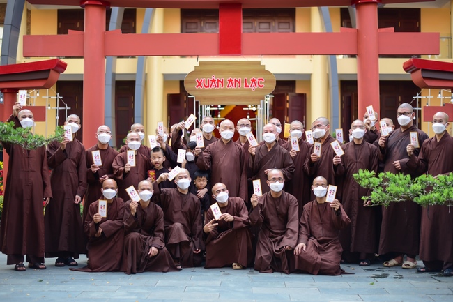 Xuân bên Thầy 2022