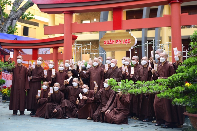 Xuân bên Thầy 2022