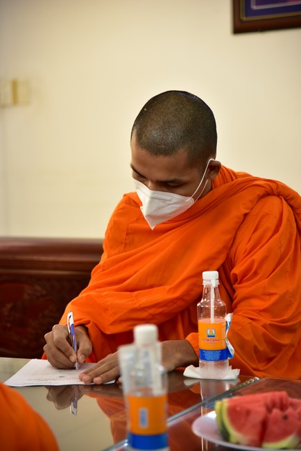 Fee support for master's program to Khmer Theravada monks