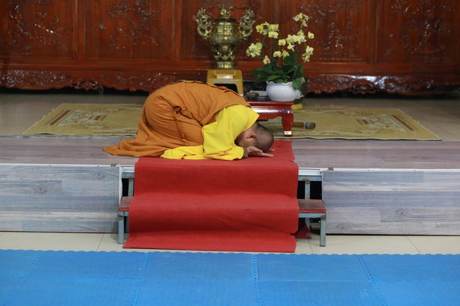 Three-Jewel Refuge Ceremony at Dong Cao Pagoda - Thanh Hoa