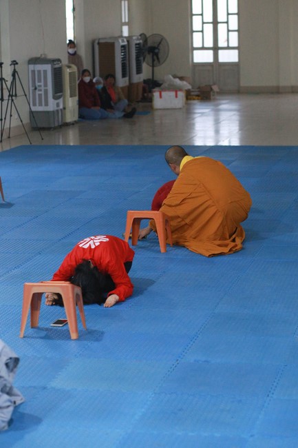 Three-Jewel Refuge Ceremony at Dong Cao Pagoda - Thanh Hoa