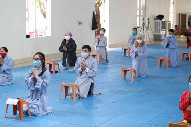 Three-Jewel Refuge Ceremony at Dong Cao Pagoda - Thanh Hoa