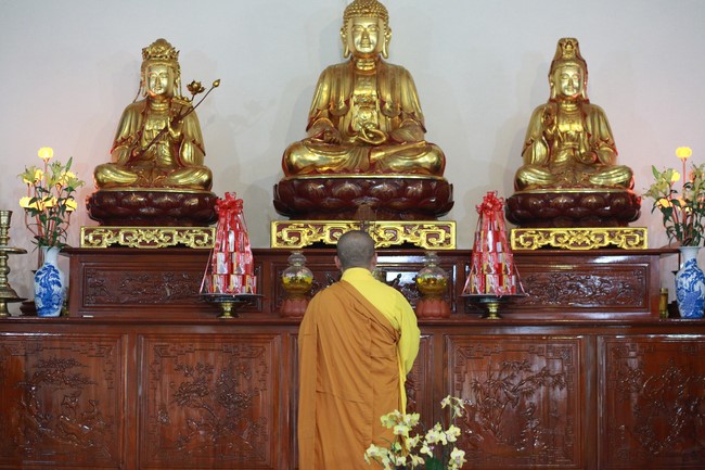 Three-Jewel Refuge Ceremony at Dong Cao Pagoda - Thanh Hoa