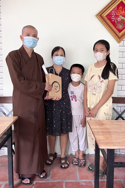 Gift giving program for Wisdom Nurturing class