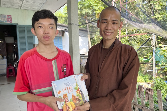 Gift giving program for Wisdom Nurturing class