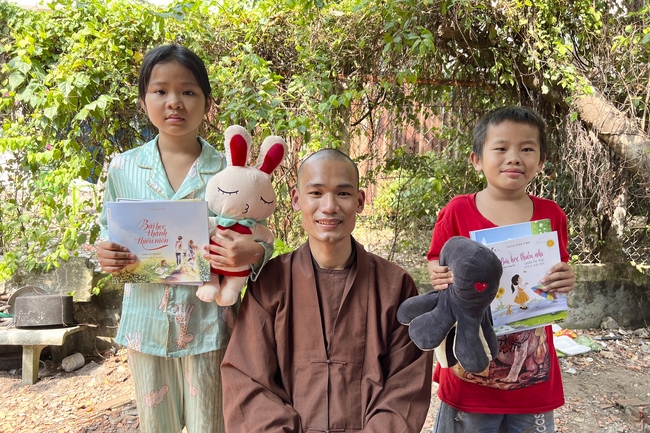 Gift giving program for Wisdom Nurturing class