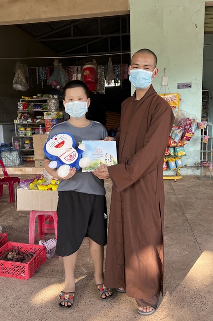 Gift giving program for Wisdom Nurturing class