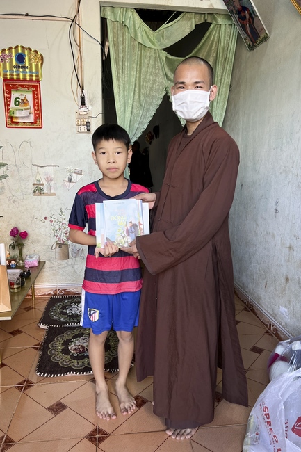 Gift giving program for Wisdom Nurturing class