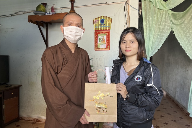 Gift giving program for Wisdom Nurturing class