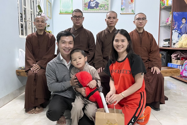 Gift giving program for Wisdom Nurturing class