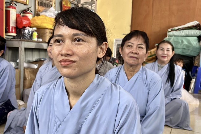 One day Practice at Cambodia Hoang Phap Temple