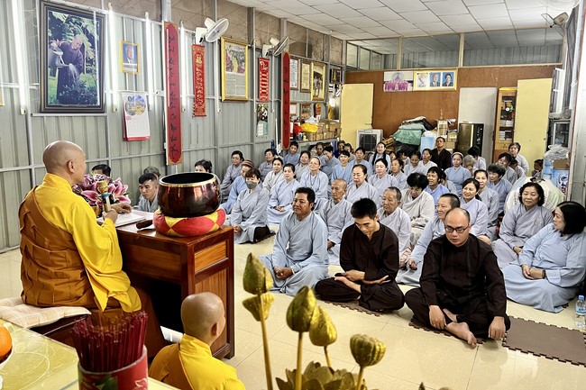 One day Practice at Cambodia Hoang Phap Temple